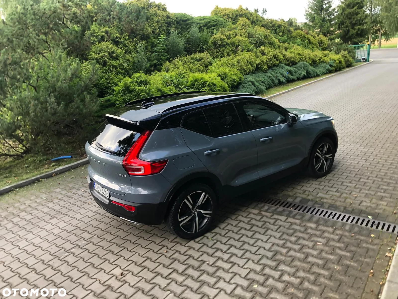 Volvo XC 40 T5 AWD R-Design - 10