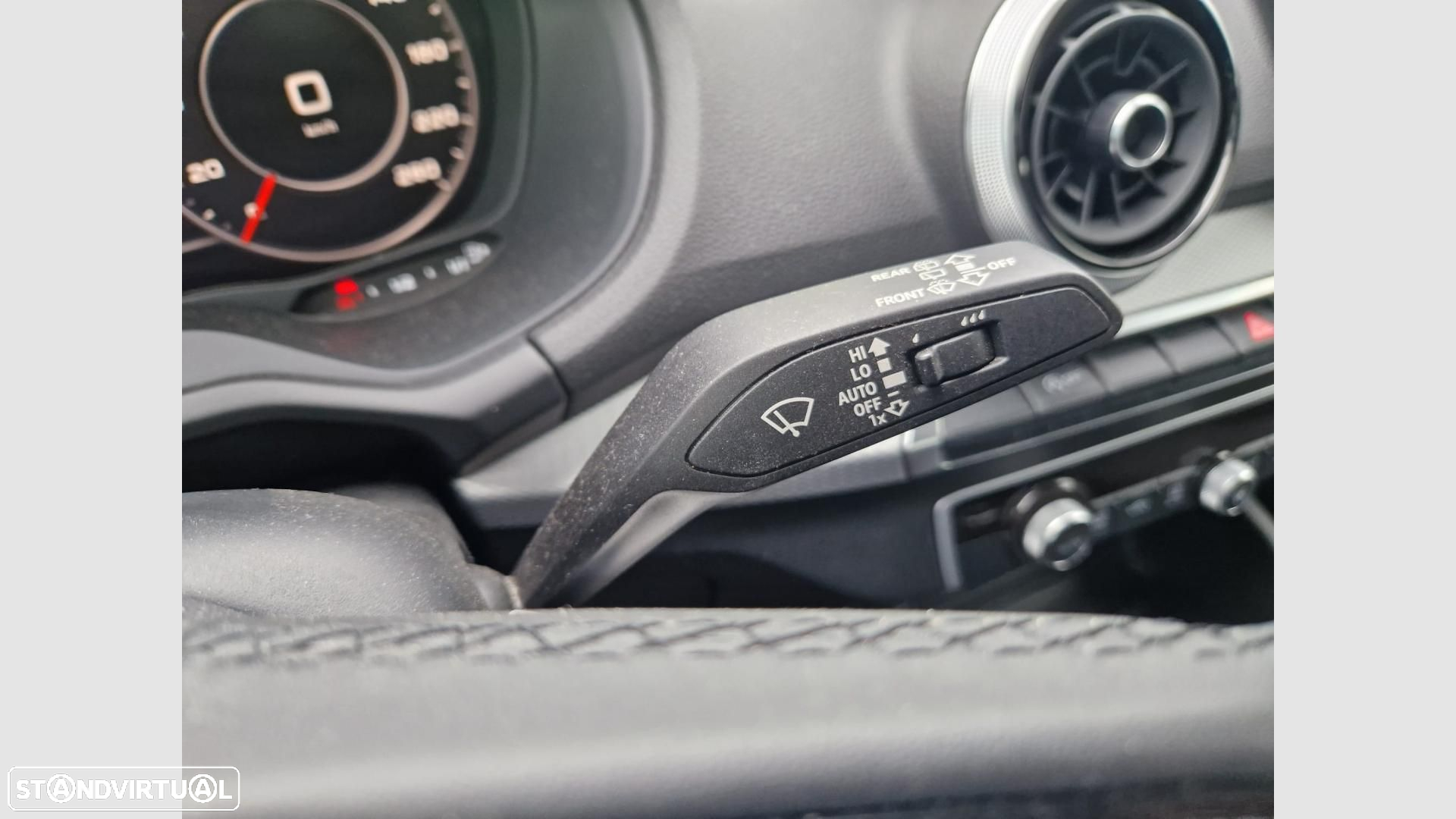 Audi Q2 30 TFSI Advanced - 18