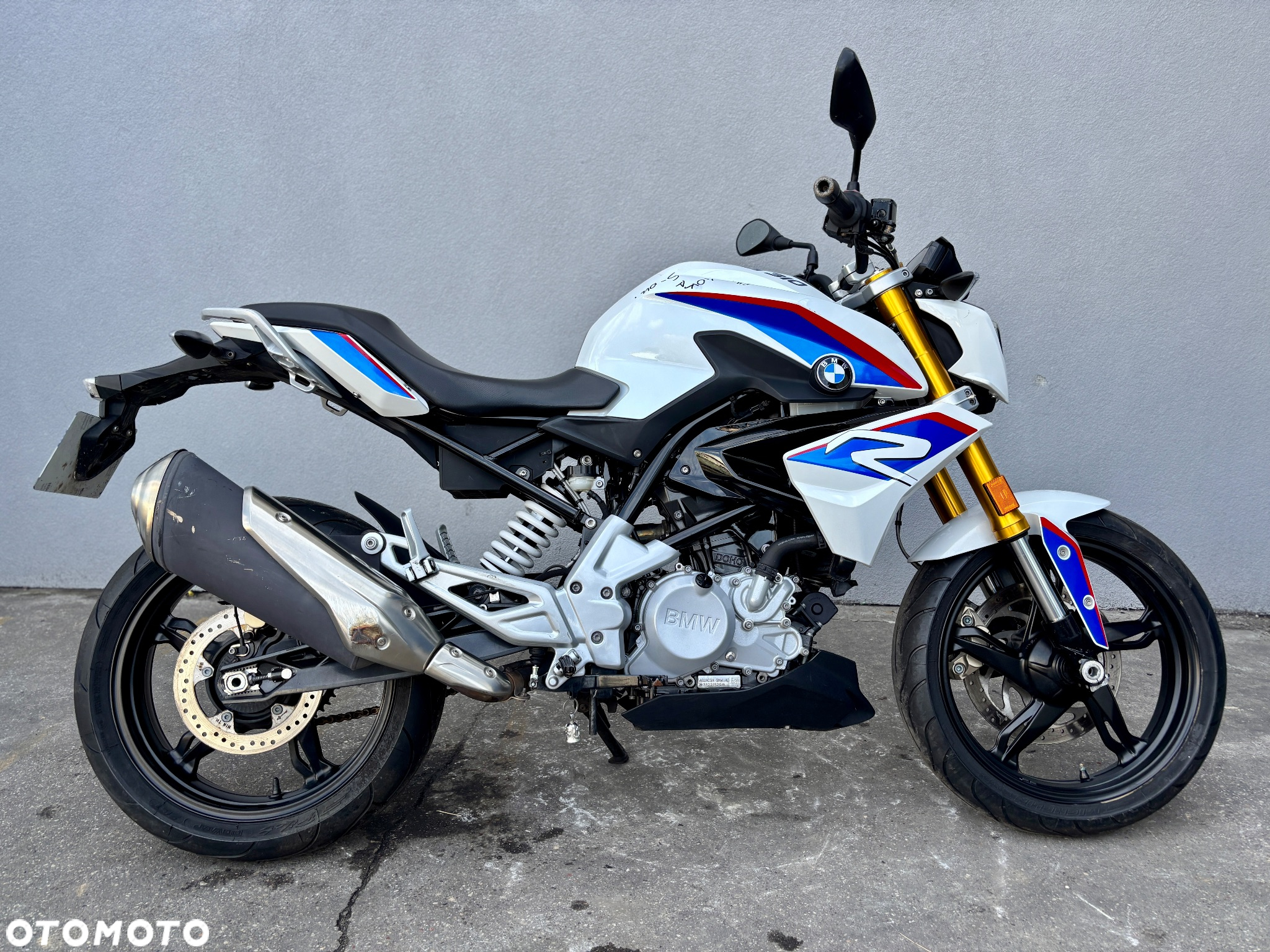 BMW G - 6