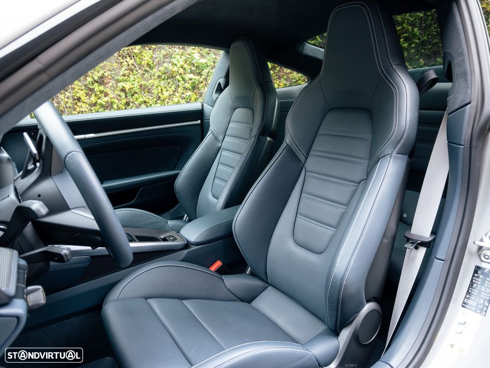 Porsche 911 (992) Turbo S PDK - 26