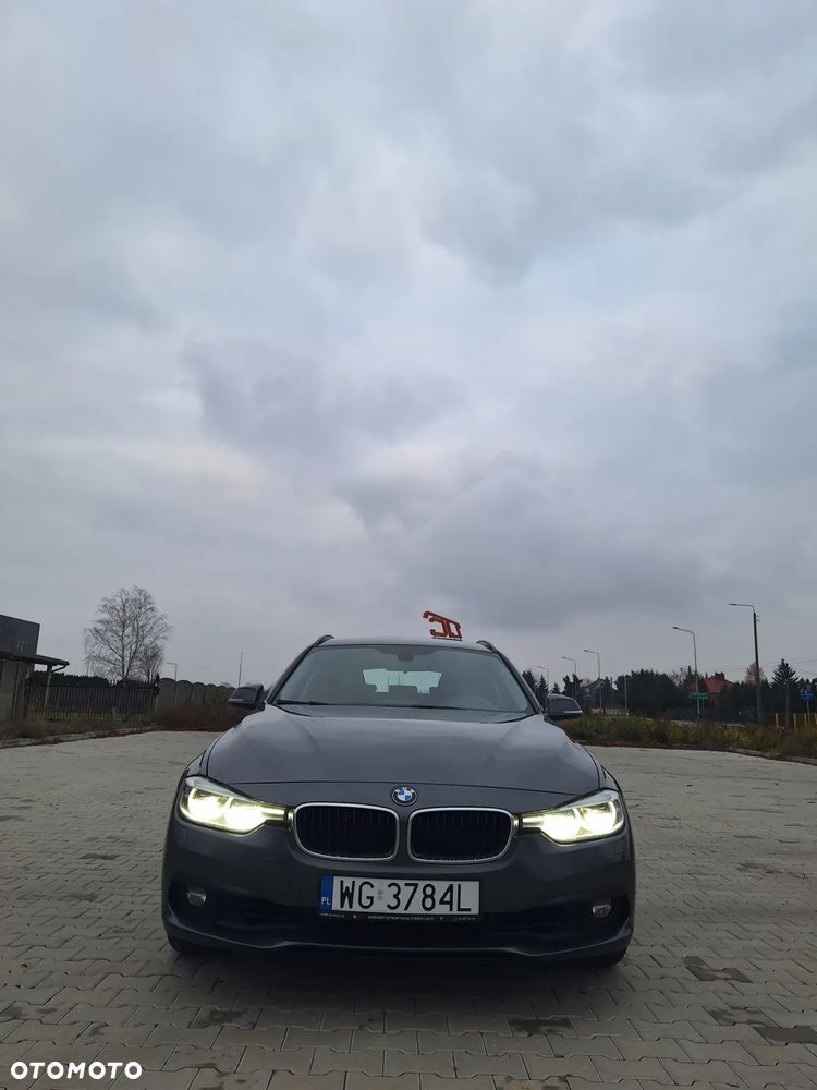 BMW Seria 3 325d - 2