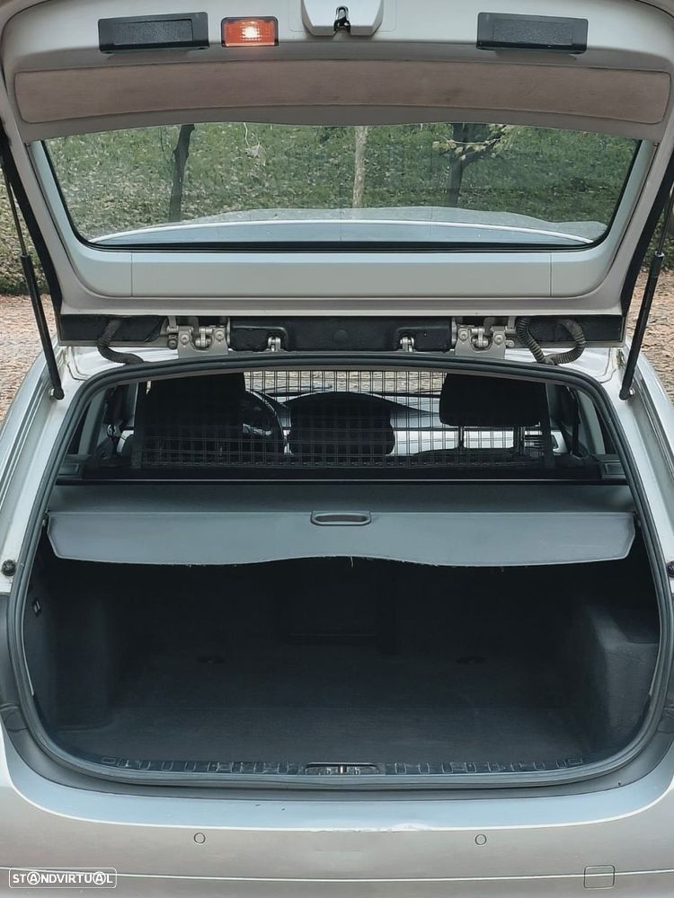 BMW 320 d Touring Navigation Auto - 30