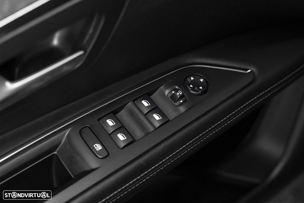 Peugeot 3008 1.5 BlueHDi GT Line EAT8 - 39