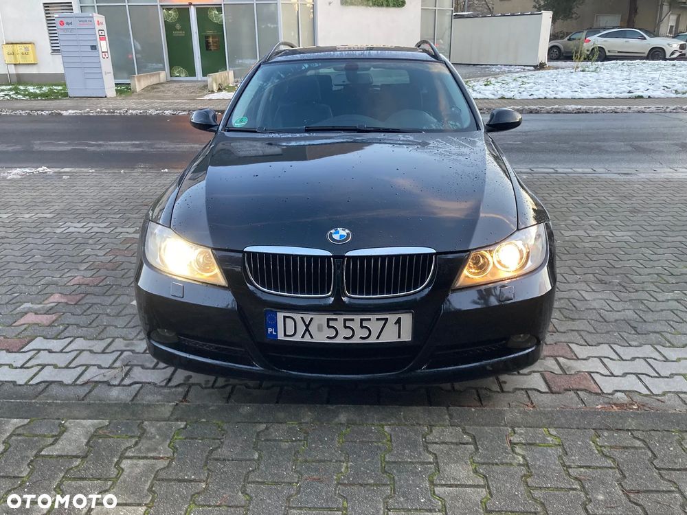 BMW Seria 3 325i - 2