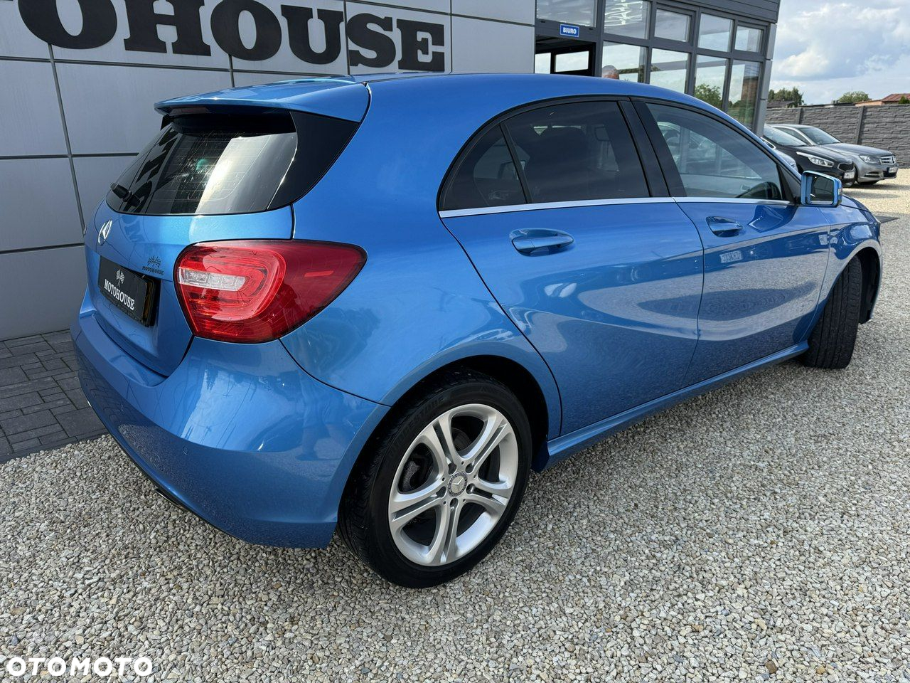Mercedes-Benz Klasa A 180 BlueEfficiency Edition - 4