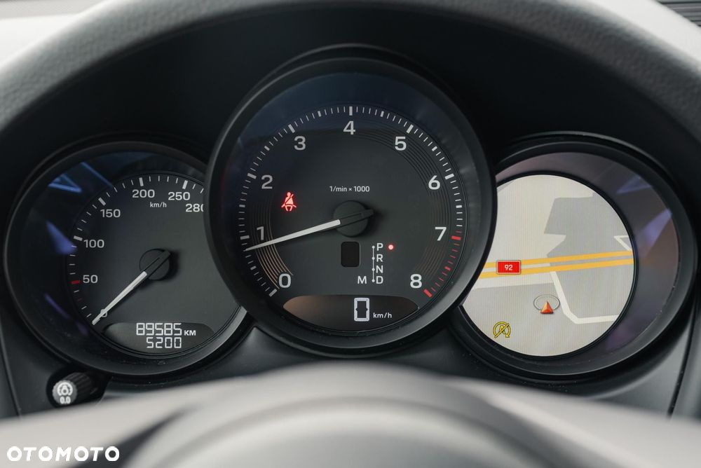 Porsche Macan Standard - 29