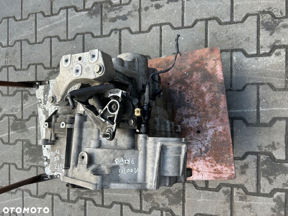 Volkswagen skrzynia biegów QFZ 2.0 tdi passat b8 octavia III golf Seat leon  Audi a3 - 5