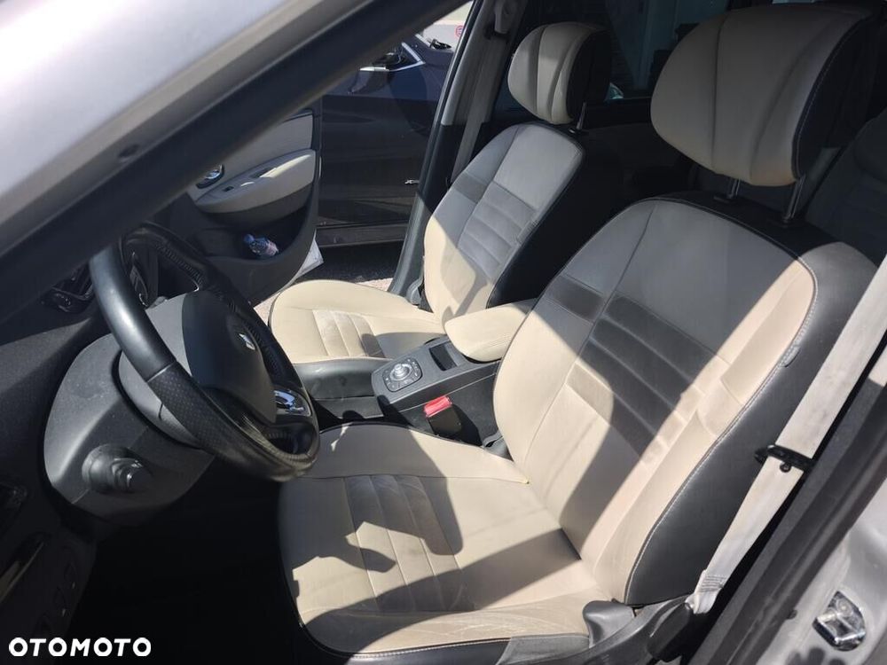 Renault Grand Scenic Energy dCi 130 S&S Bose Edition - 11