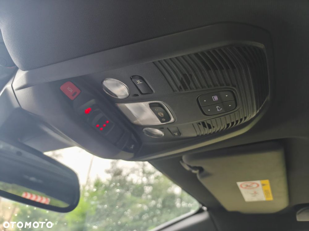 Peugeot 3008 BlueHDi 180 Stop & Start EAT8 GT - 15
