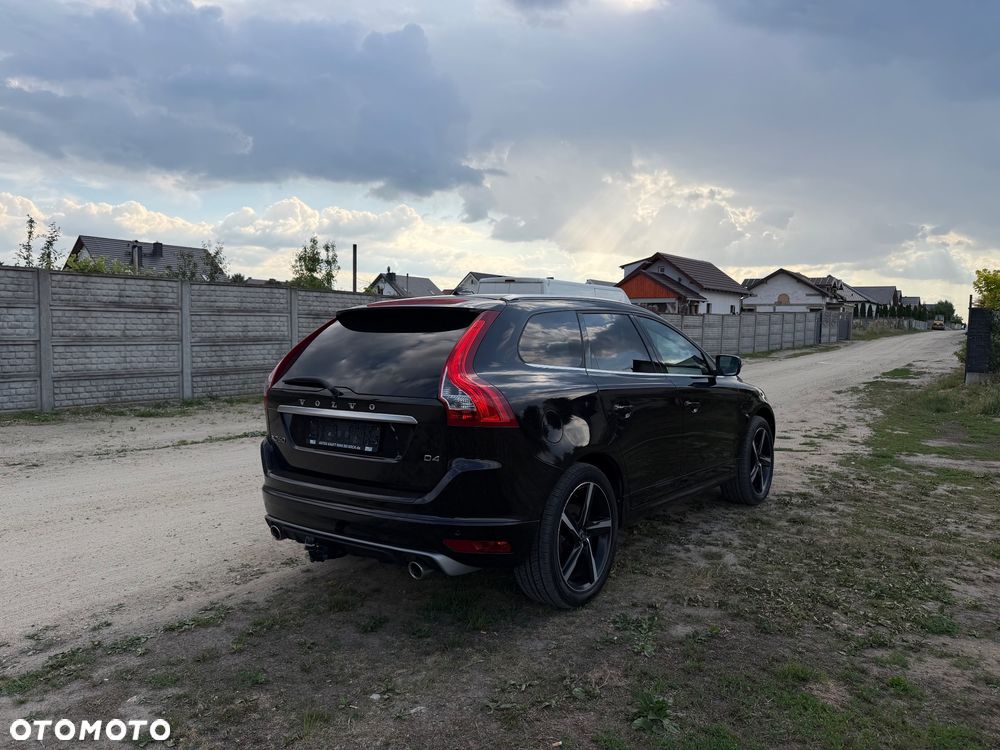 Volvo XC 60 D4 Drive-E R-Design Momentum - 5