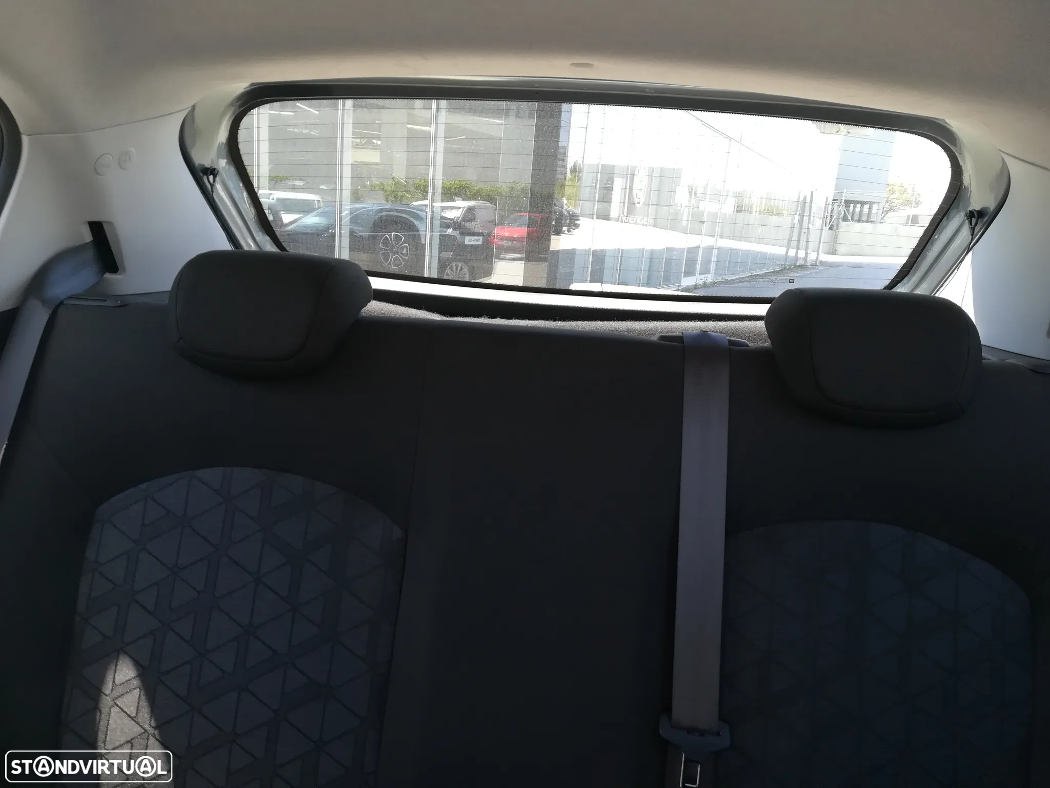 Opel Corsa 1.2 120 Anos - 20