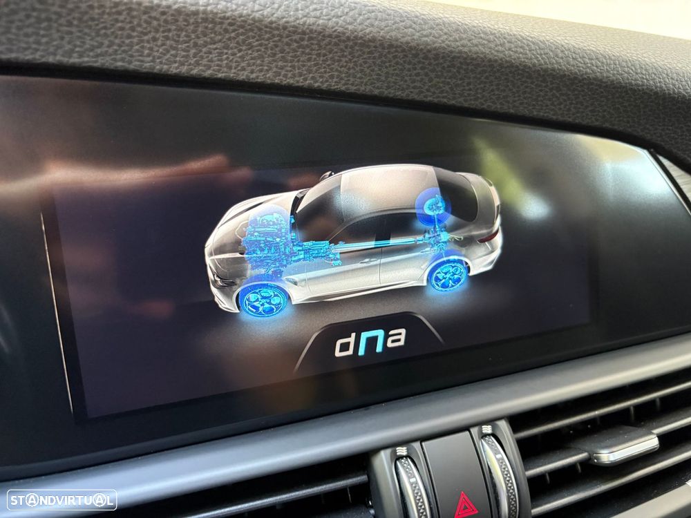 Alfa Romeo Giulia 2.2 D Super AT8 - 43