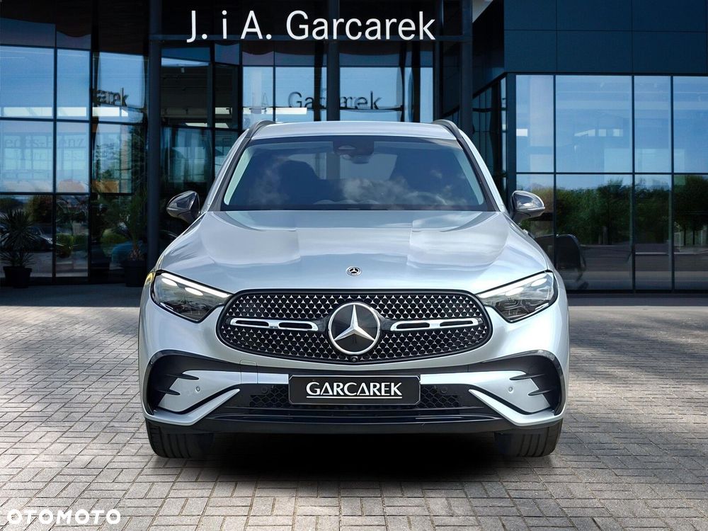 Mercedes-Benz GLC - 9