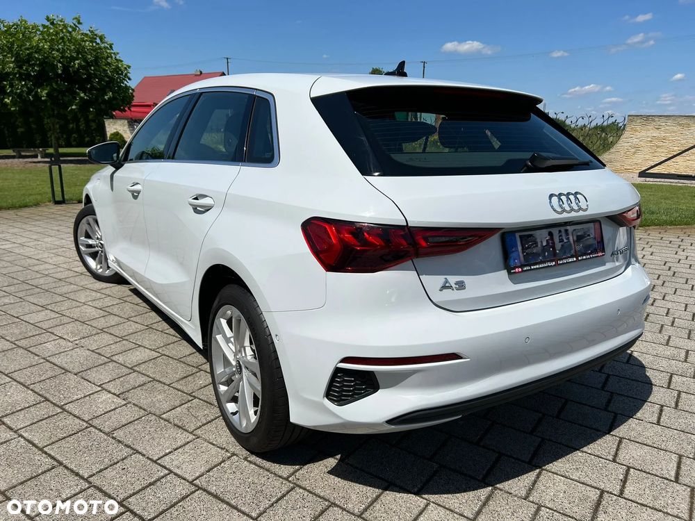 Audi A3 Sportback - 6