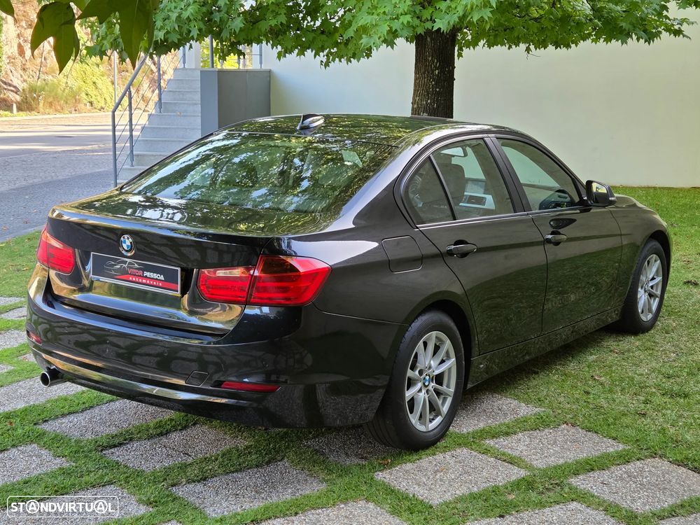 BMW 320 d EfficientDynamics Line Sport - 2