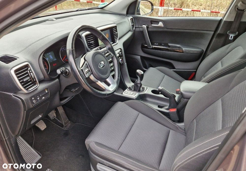 Kia Sportage 1.6 GDI 2WD DREAM-TEAM EDITION - 18