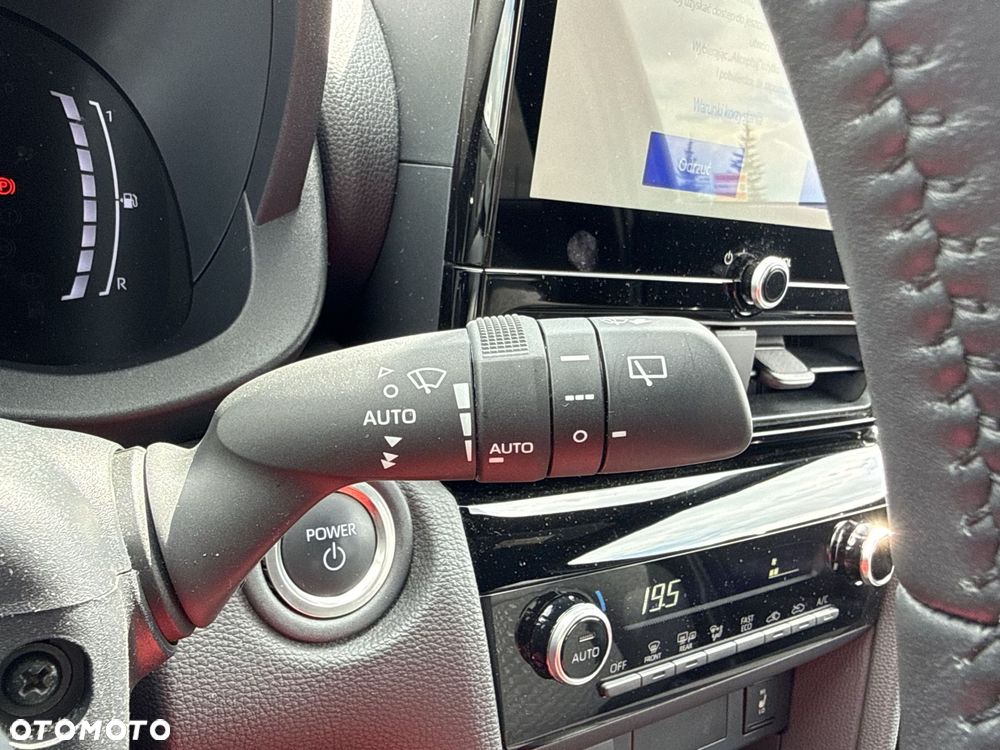 Toyota Yaris Cross Hybrid 1.5 Style AWD - 19