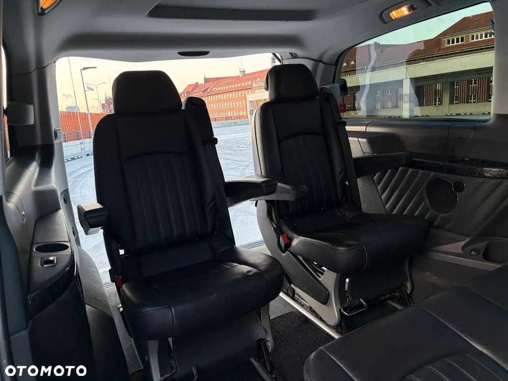Mercedes-Benz Viano 3.0 CDI Ambiente (d³ugi) - 21