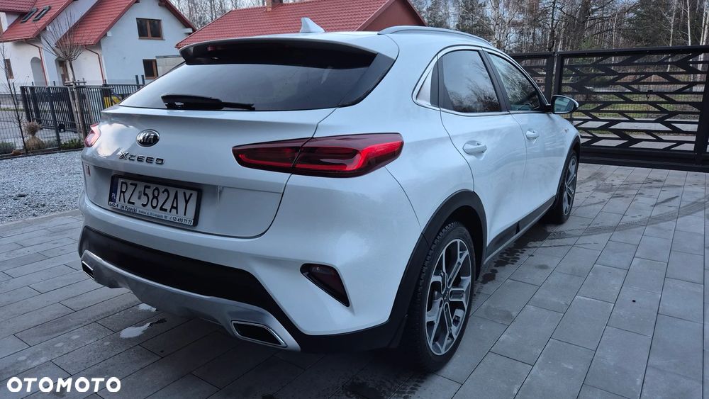Kia XCeed 1.5 T-GDI M - 5