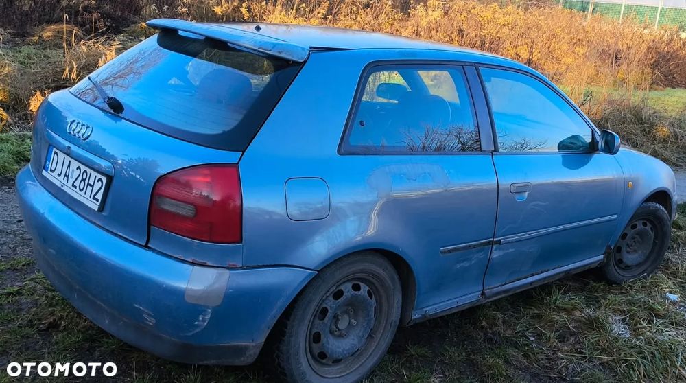 Audi A3 3-drzwiowe 1.9 TDI Ambition - 4