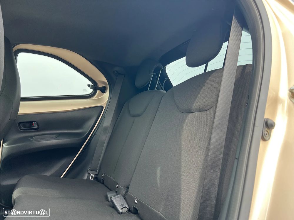Toyota Aygo X 1.0 Pulse - 9