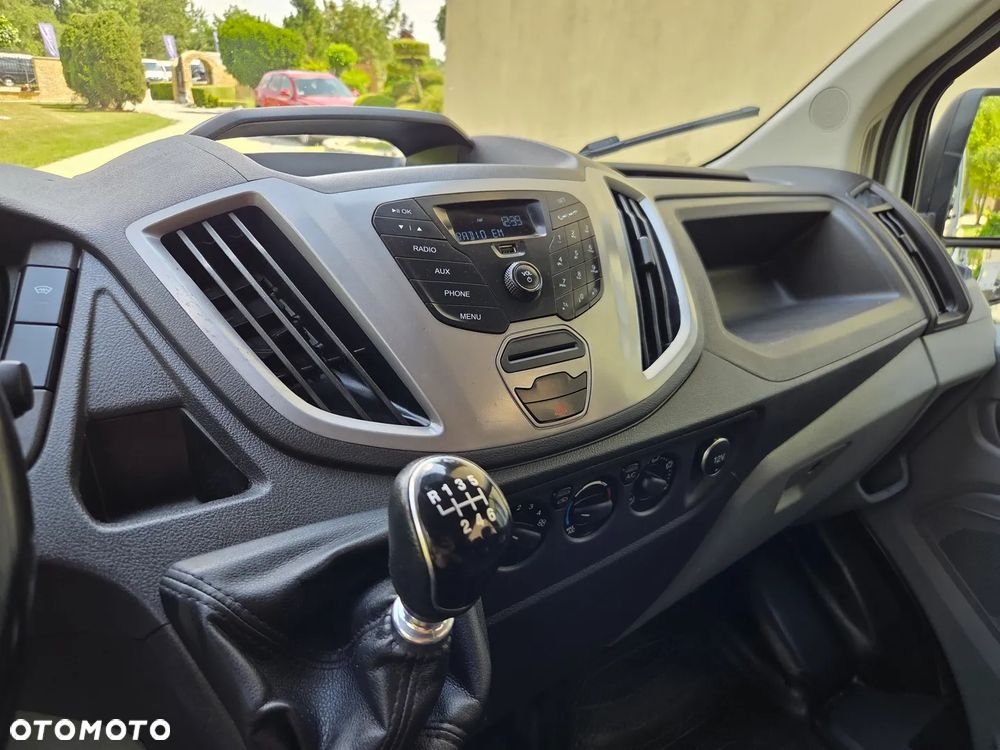 Ford Transit - 31