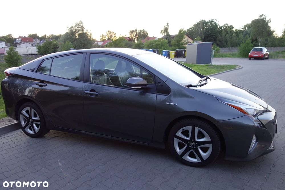 Toyota Prius 1.8 Hybrid Prestige - 7