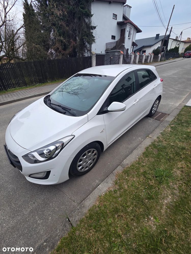 Hyundai i30 1.4 CRDi Trend - 4