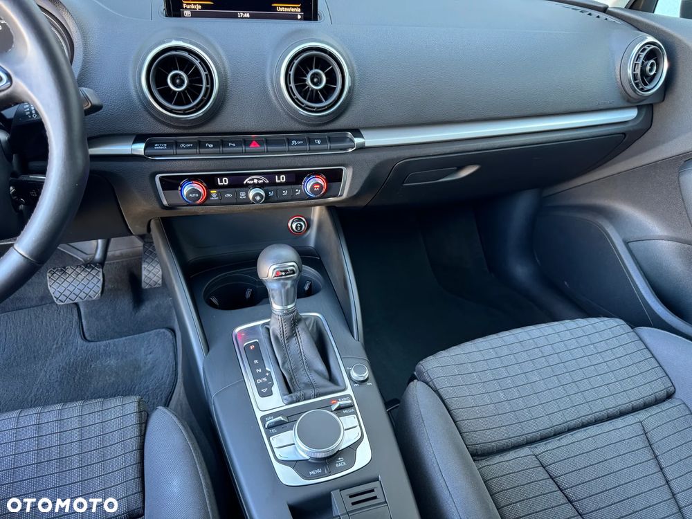 Audi A3 Sportback 1.4 TFSI cylinder on demand S tronic Attraction - 19