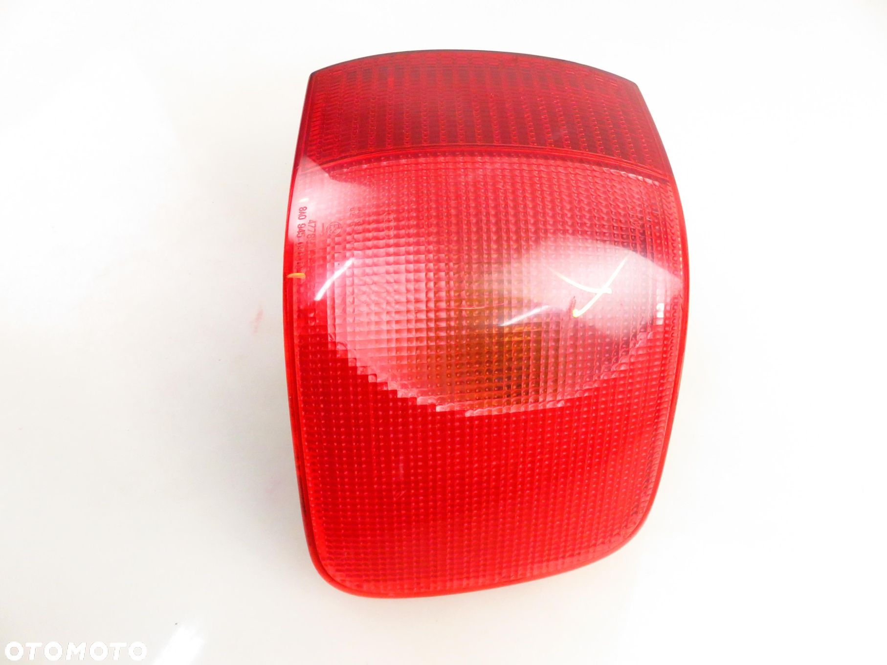 LAMPA PRAWA TYLNA AUDI 80 B4 8A0945096D - 12