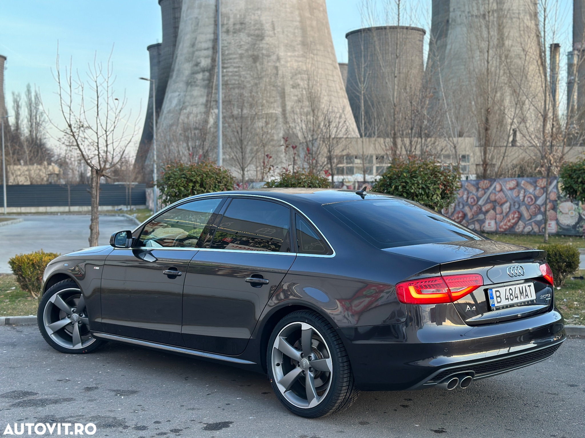 Audi A4 2.0 TDI DPF quattro S line Sportpaket - 7