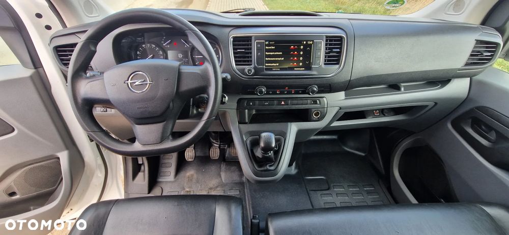 Opel vivaro - 8