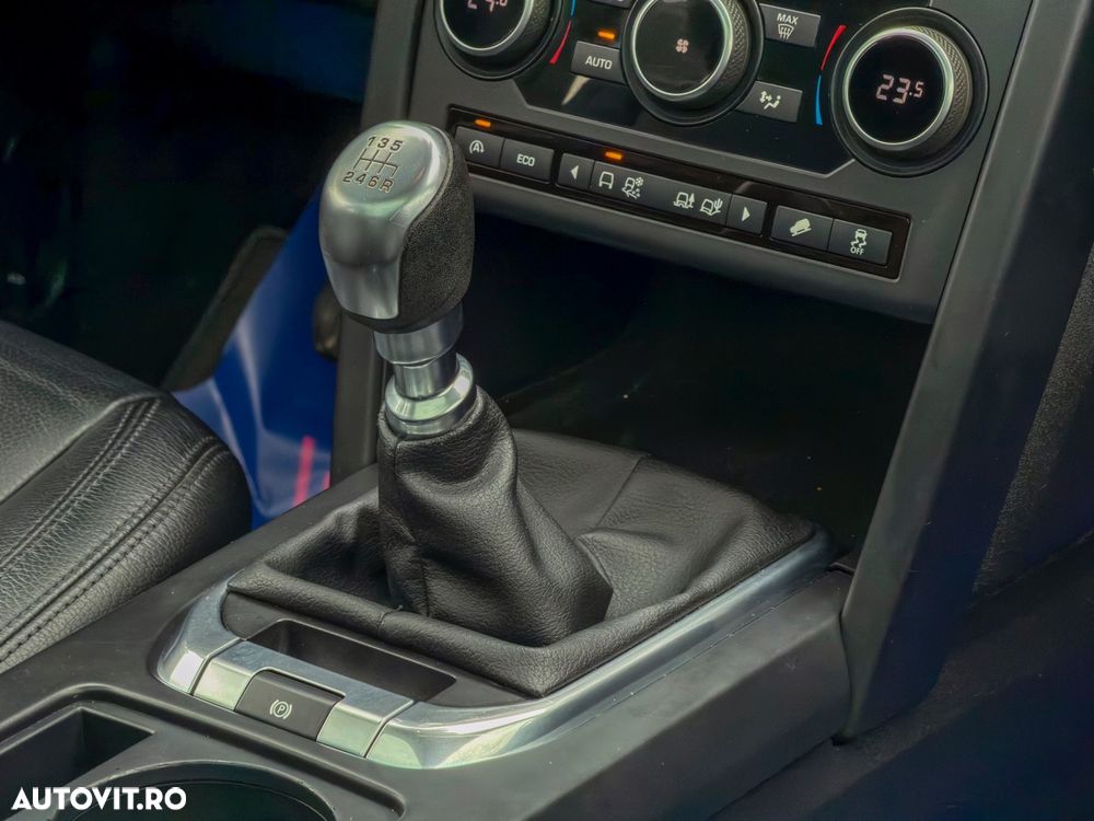 Land Rover Discovery Sport 2.0 l TD4 SE - 18