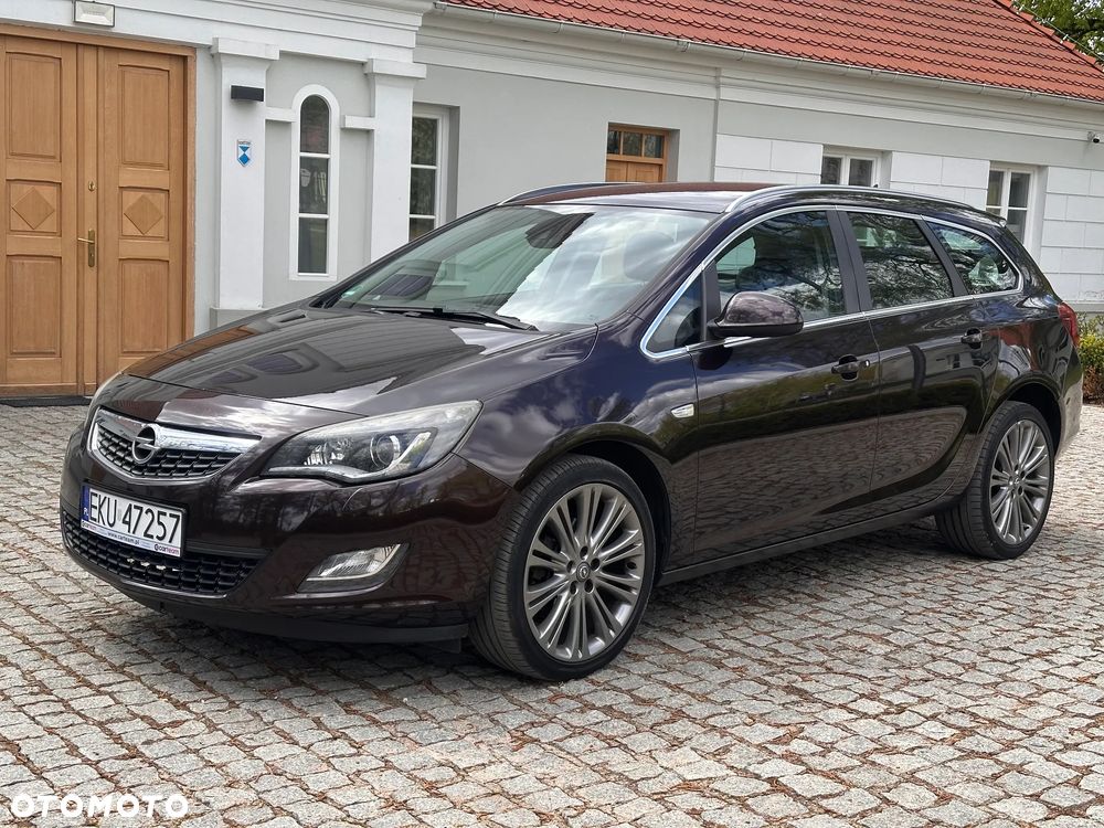 Opel Astra 2.0 CDTI Exklusiv - 2