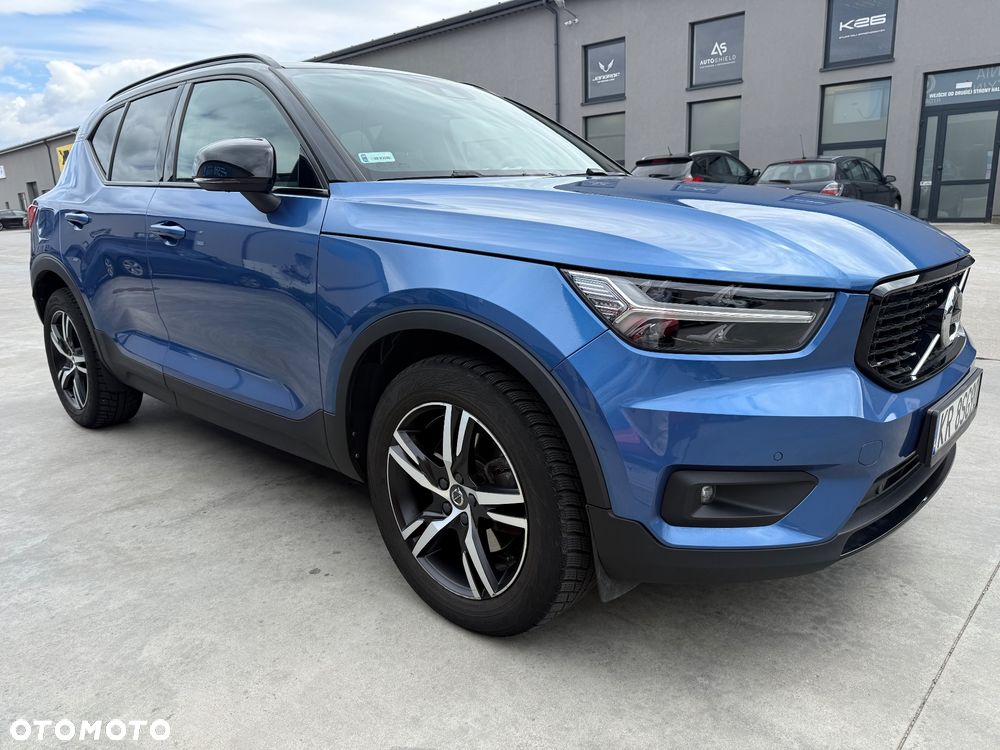 Volvo XC 40 D4 AWD R-Design - 10