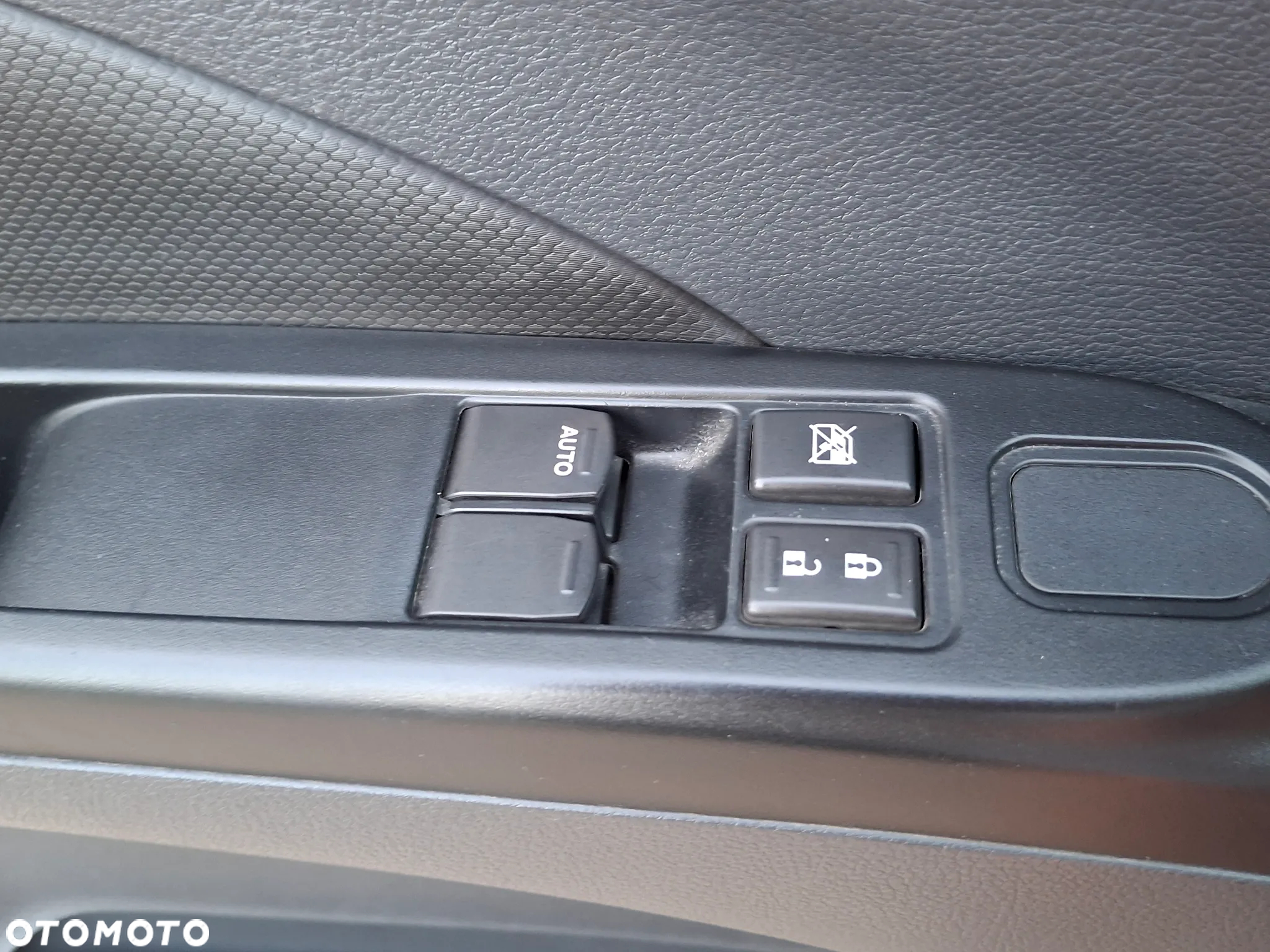 Suzuki Celerio 1.0 Premium - 27