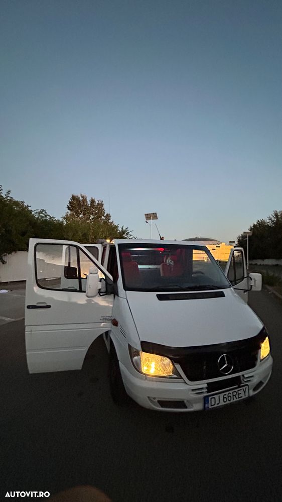 Mercedes-Benz Sprinter - 21