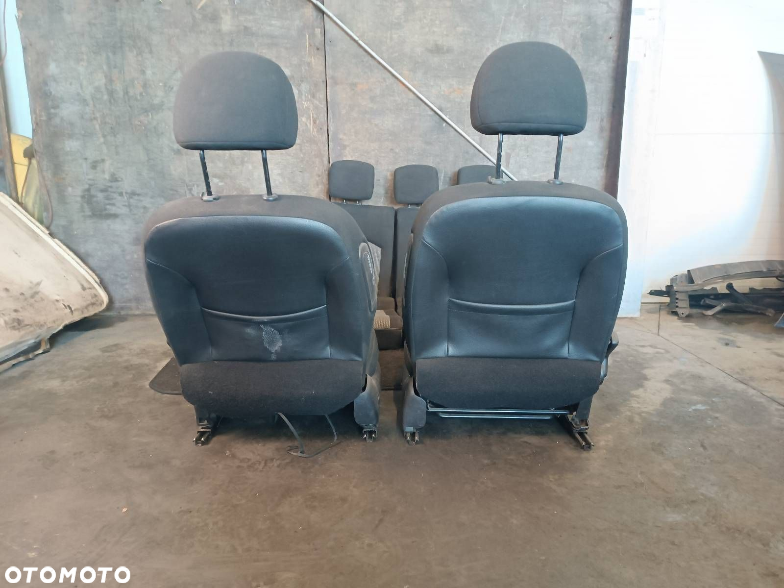 FOTEL FOTELE KOMPLET LEWY PRAWY KANAPA TYŁ PEUGEOT 206 I HB 5D - 4