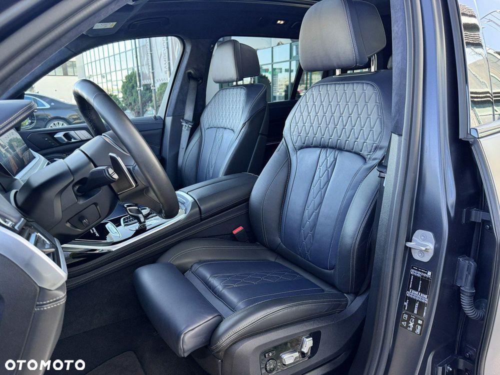 BMW X7 M50d sport - 15