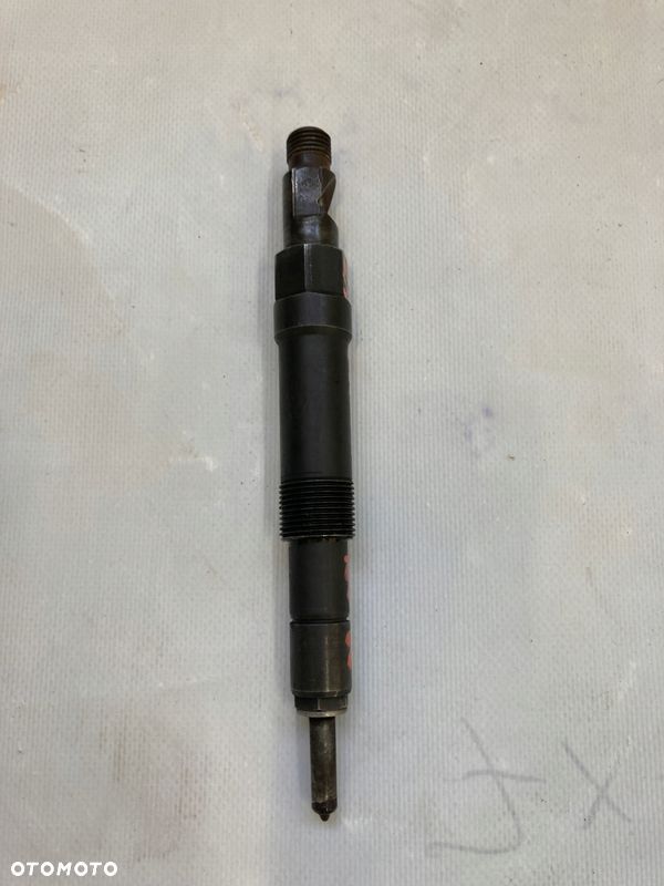 TRANSIT 2.4 TDDI 90KM Wtryskiwacz Wtrysk Lucas - 2