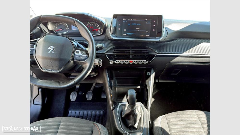 Peugeot 208 1.2 PureTech Active Pack - 17