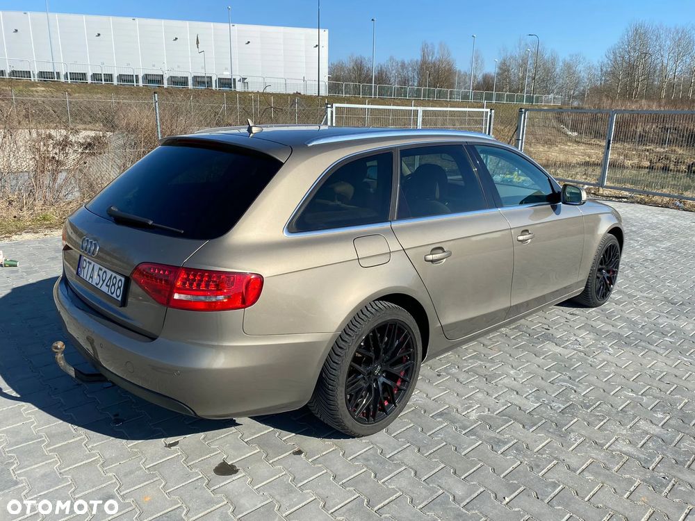 Audi A4 Avant 2.0 TDI DPF Ambition - 5