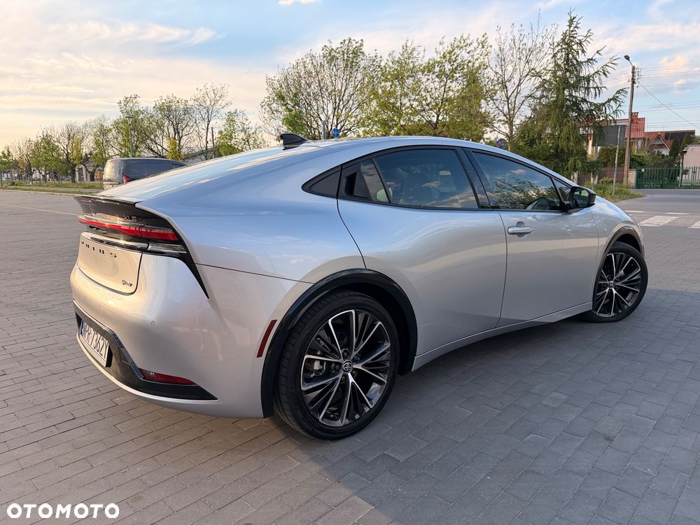 Toyota Prius 2.0 Hybrid Prestige - 3