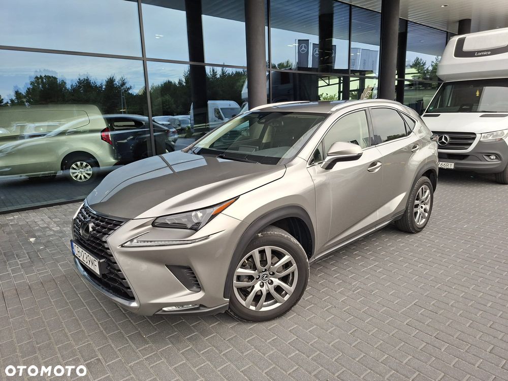 Lexus NX 300 Business Edition AWD - 1
