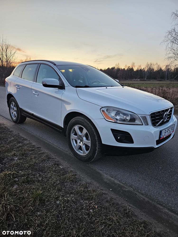 Volvo XC 60 D5 AWD Momentum - 1
