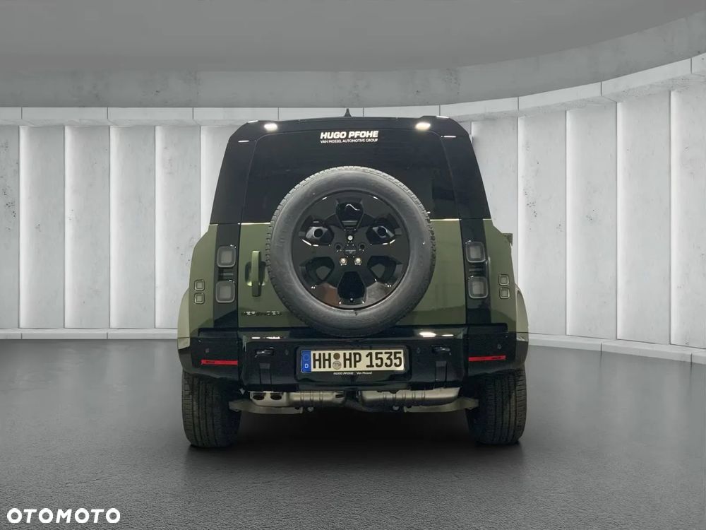 Land Rover Defender 110 D200 X-Dynamic SE - 10