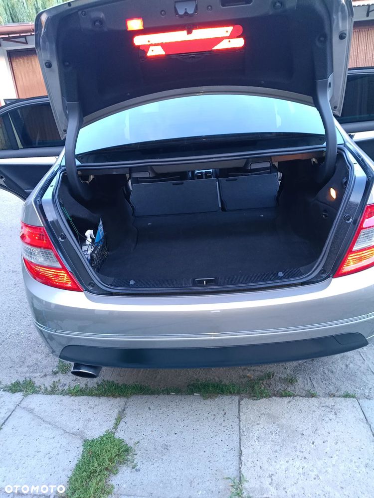 Mercedes-Benz Klasa C 200 Kompressor Avantgarde - 22