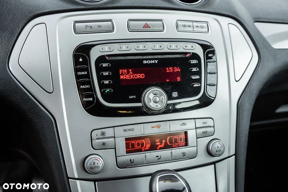 Ford Mondeo 2.0 TDCi Ambiente - 19