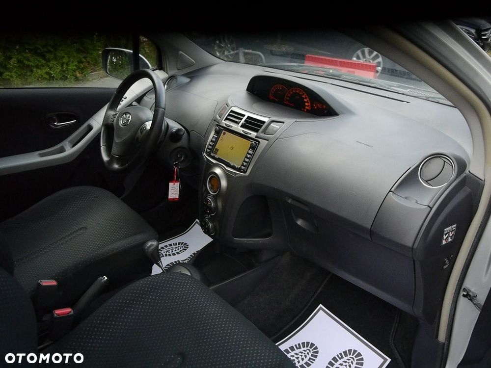 Toyota Yaris 1.33 Sol MM - 31