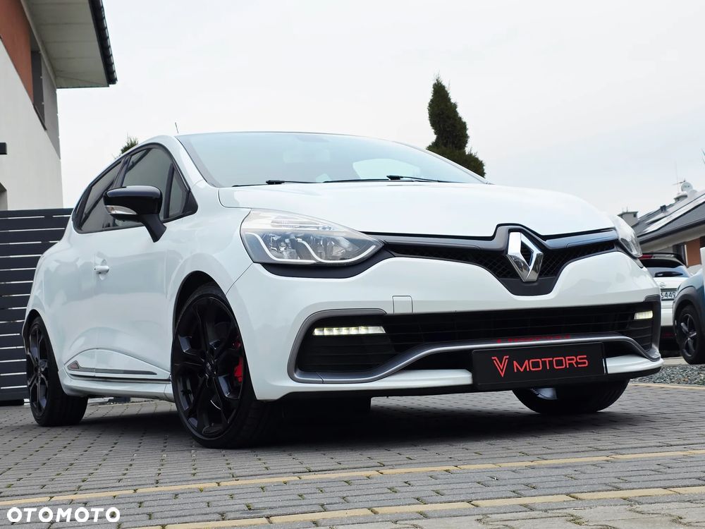 Renault Clio TCe 220 EDC R.S Trophy - 31